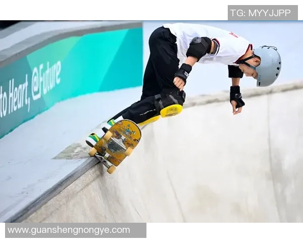 南京滑板队创新高实现历史性突破引领全国滑板运动新潮流